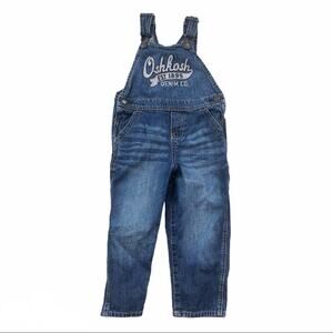 OshKosh B‘Gosh spell out denim overalls 3T